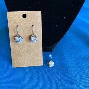Silpada Sterling Silver Round Cz earrings